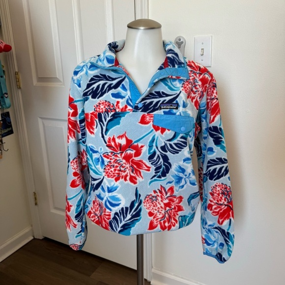 PATAGONIA WOMENS SYNCHILLA BLUE RARE SMALL - Picture 2 of 5